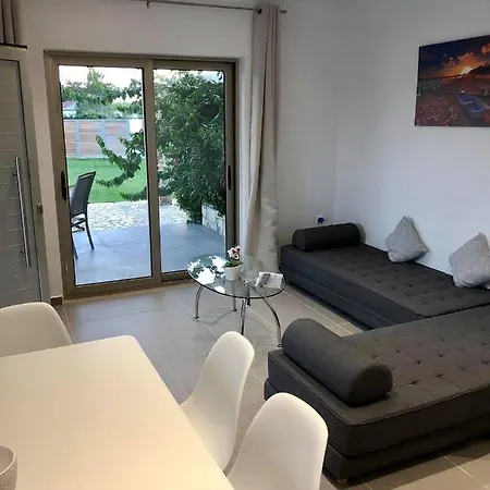 Issos Holiday home *