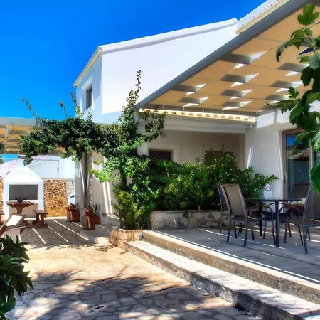 Issos Holiday home