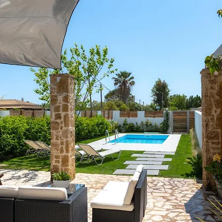 Holiday home Issos Linia