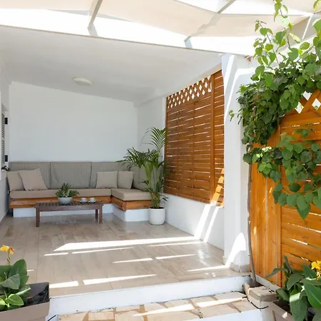 Holiday home Issos Linia